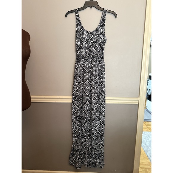 Mudd Dresses & Skirts - MUDD Tribal Aztec Geometric Print Maxi Dress Small